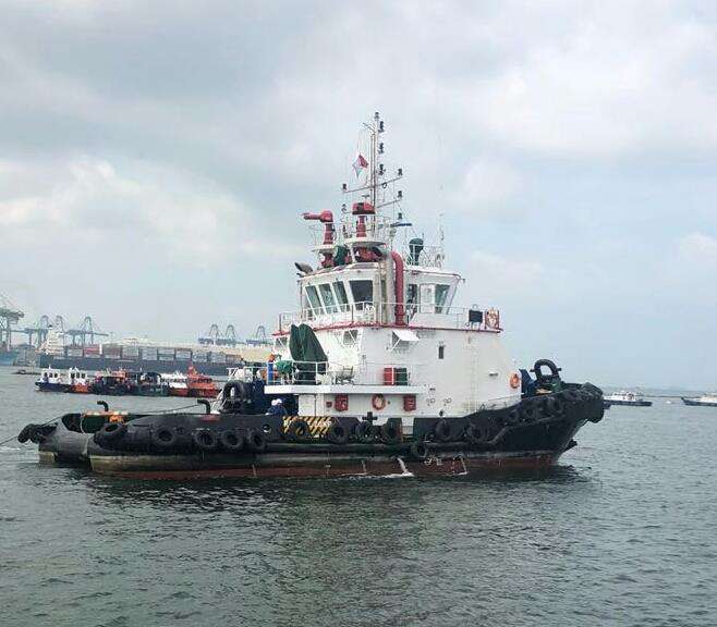 4000 PS Harbor Tug For Sale