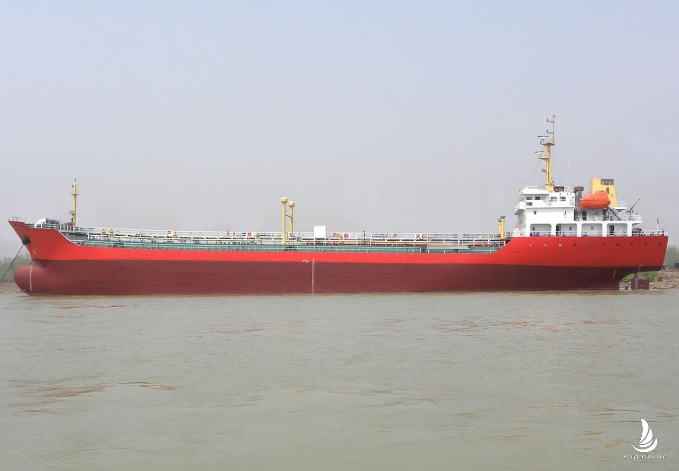 8500 T Product Oil Tanker For Sale