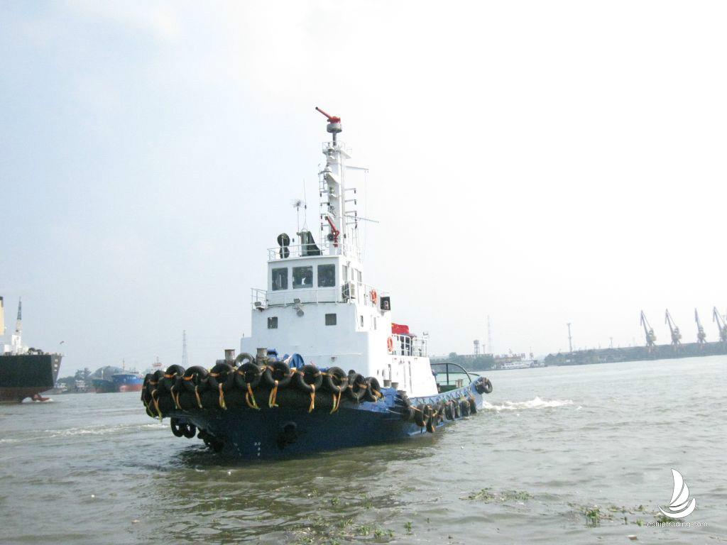 2354 KW Harbor Tug For Sale