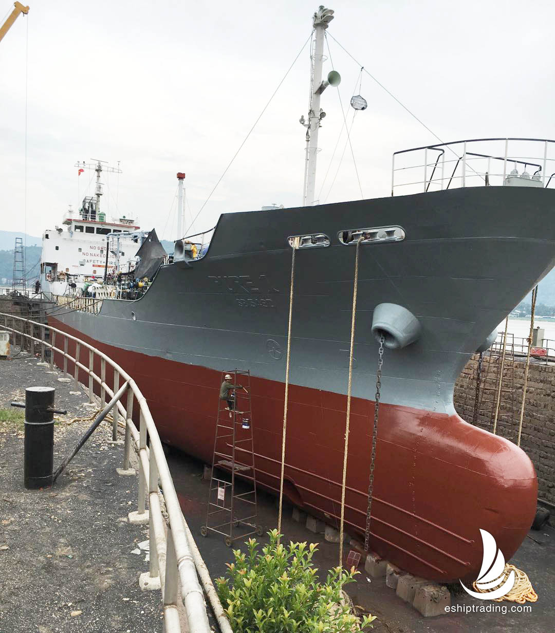 2854 T Product Oil Tanker For Sale