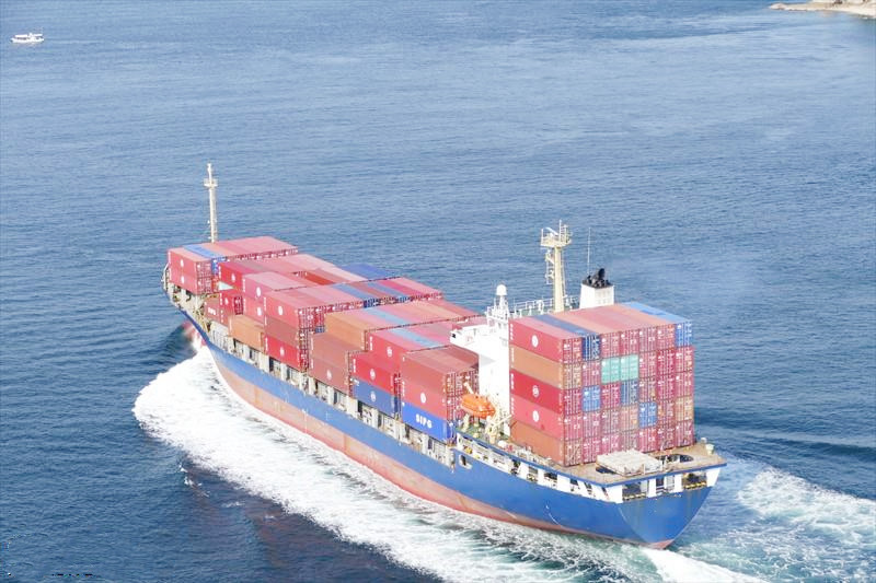 907 TEU Container Ship For Sale