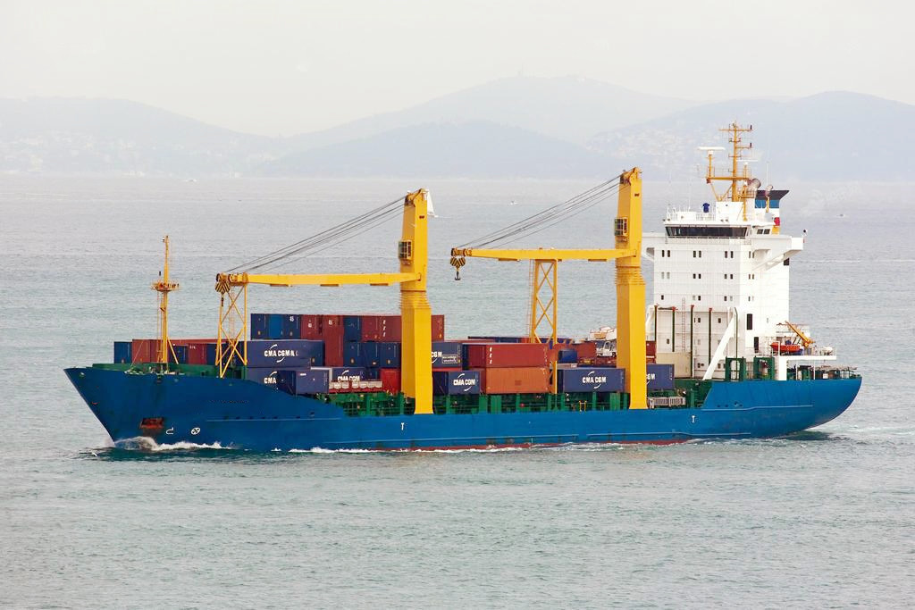 889 TEU Container Ship For Sale