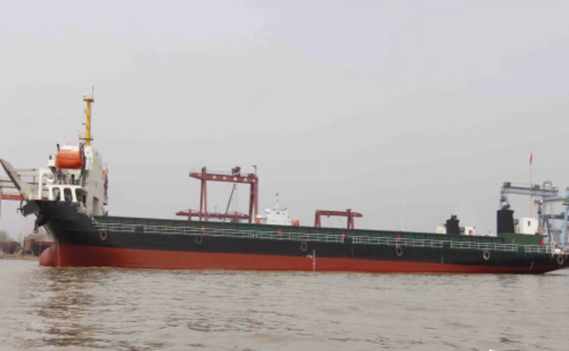 8234 T Deck Barge /LCT For Sale