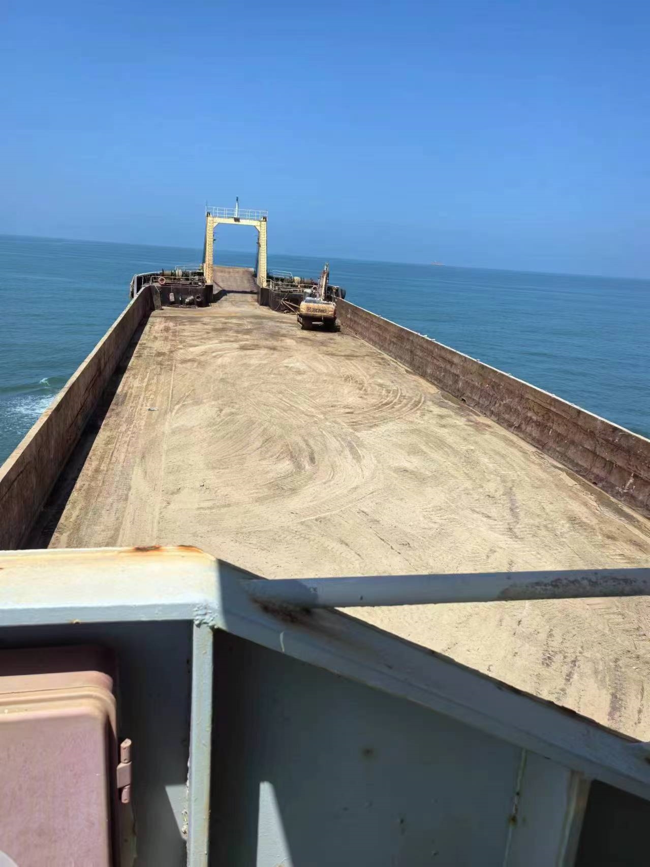 5090 T Deck Barge /LCT For Sale