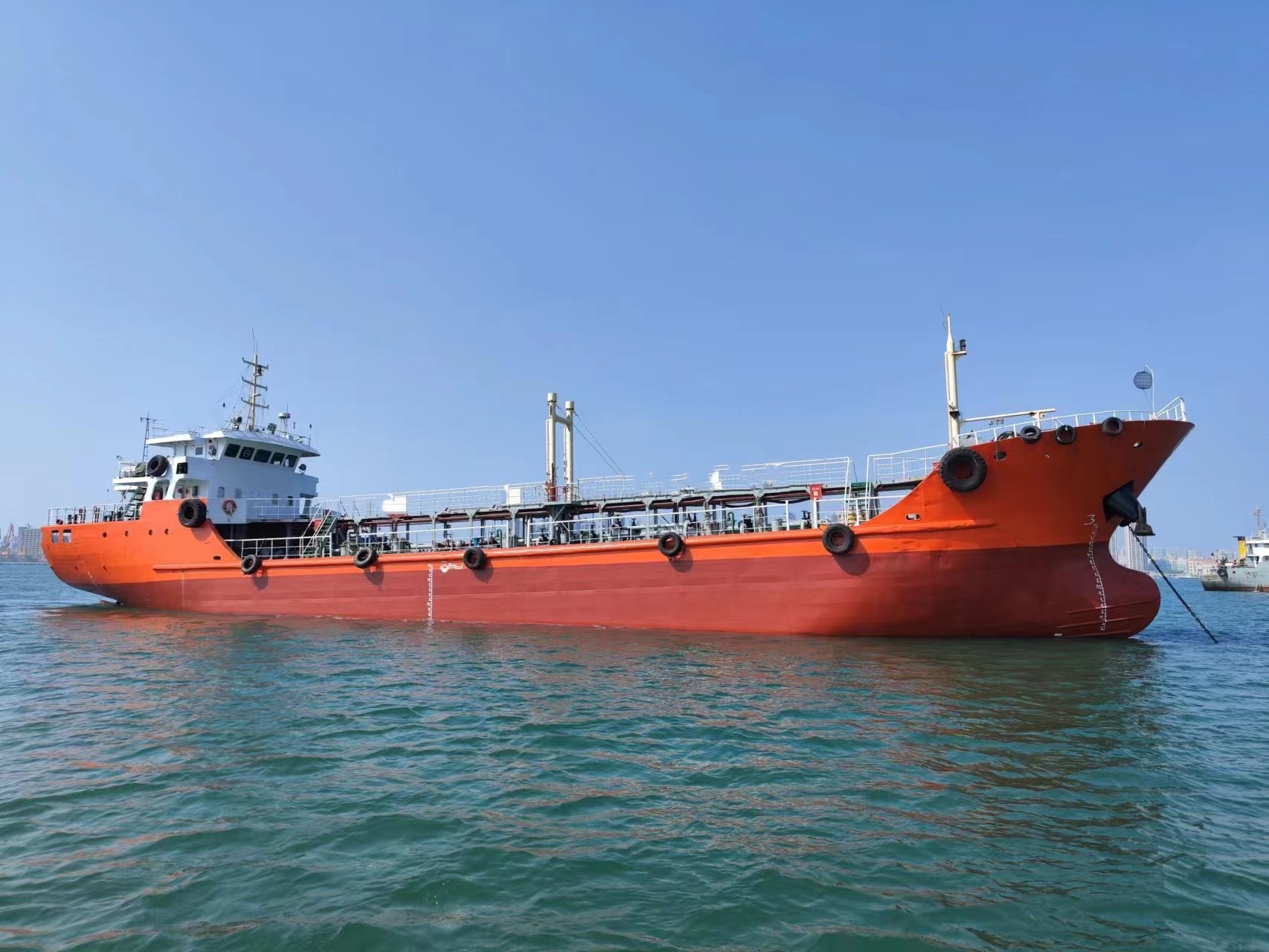 945 T Product Oil Tanker For Sale