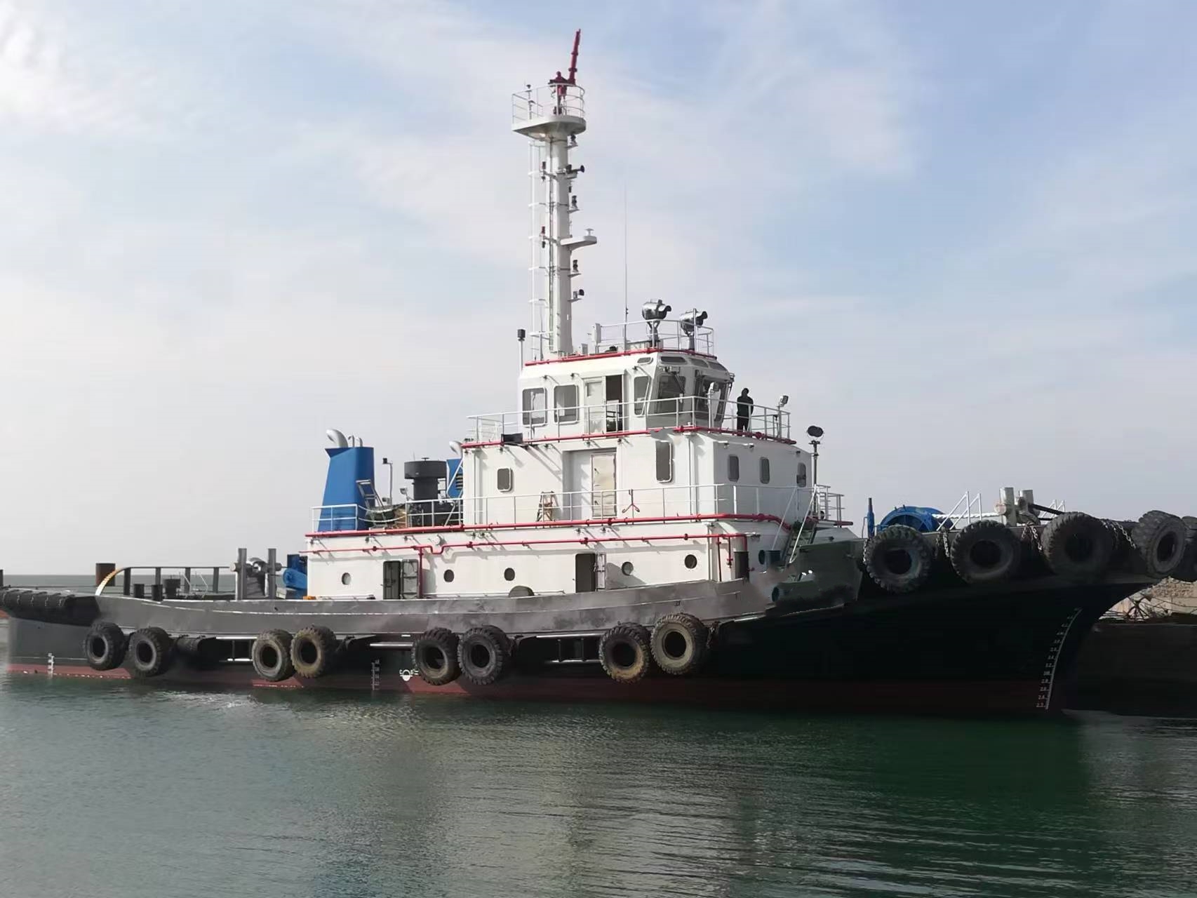 4400 PS Harbor Tug For Sale