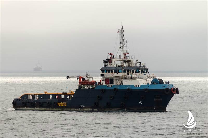 5832 KW Harbor Tug For Sale