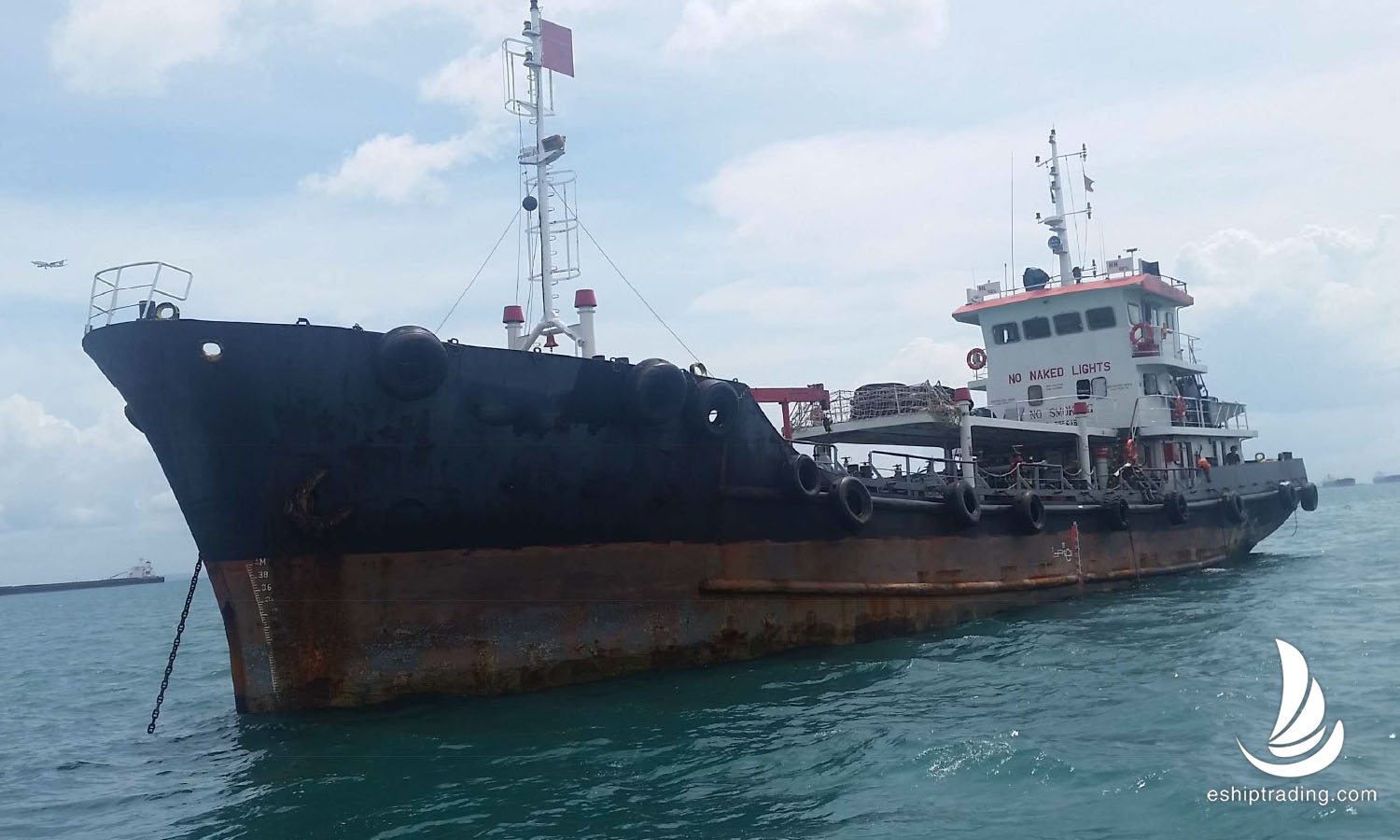 1000 T Oil Barge For Sale