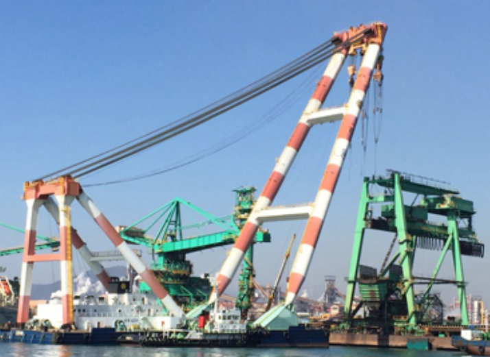 2000 T A-shaped Crane For Sale