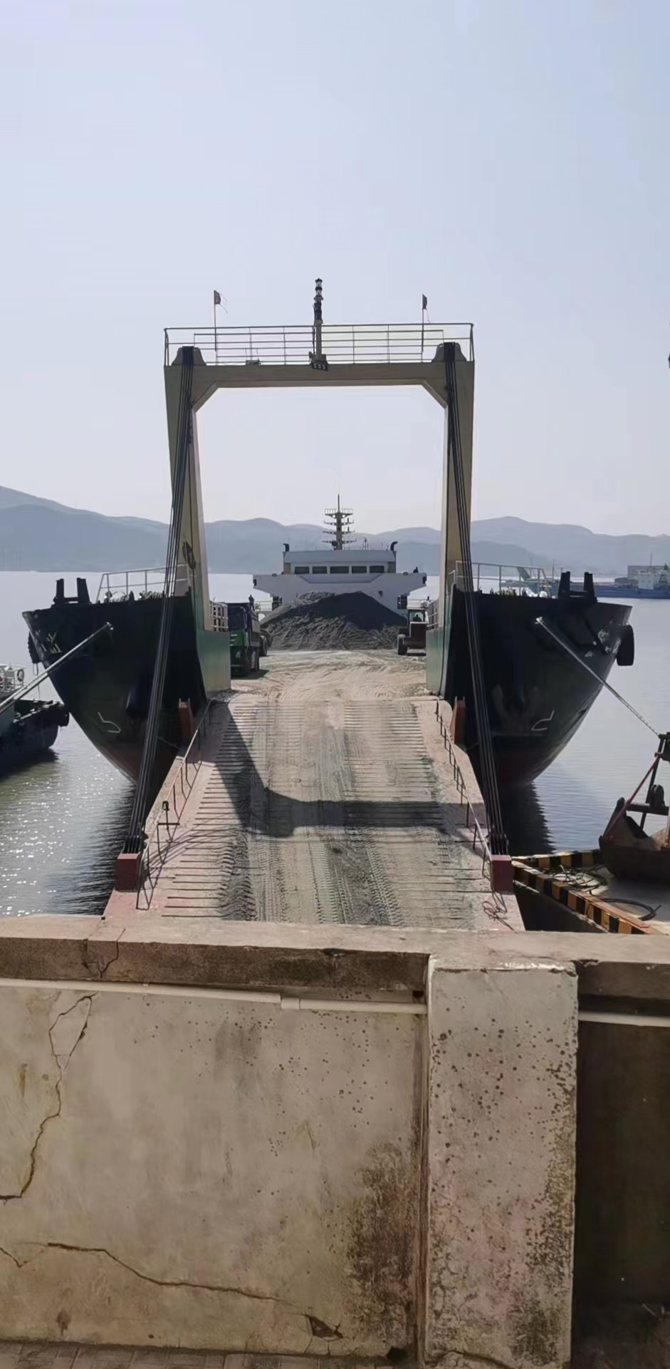 5098 T Deck Barge /LCT For Sale