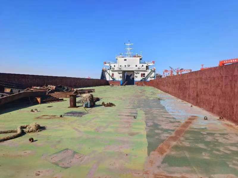 5110 T Deck Barge /LCT For Sale