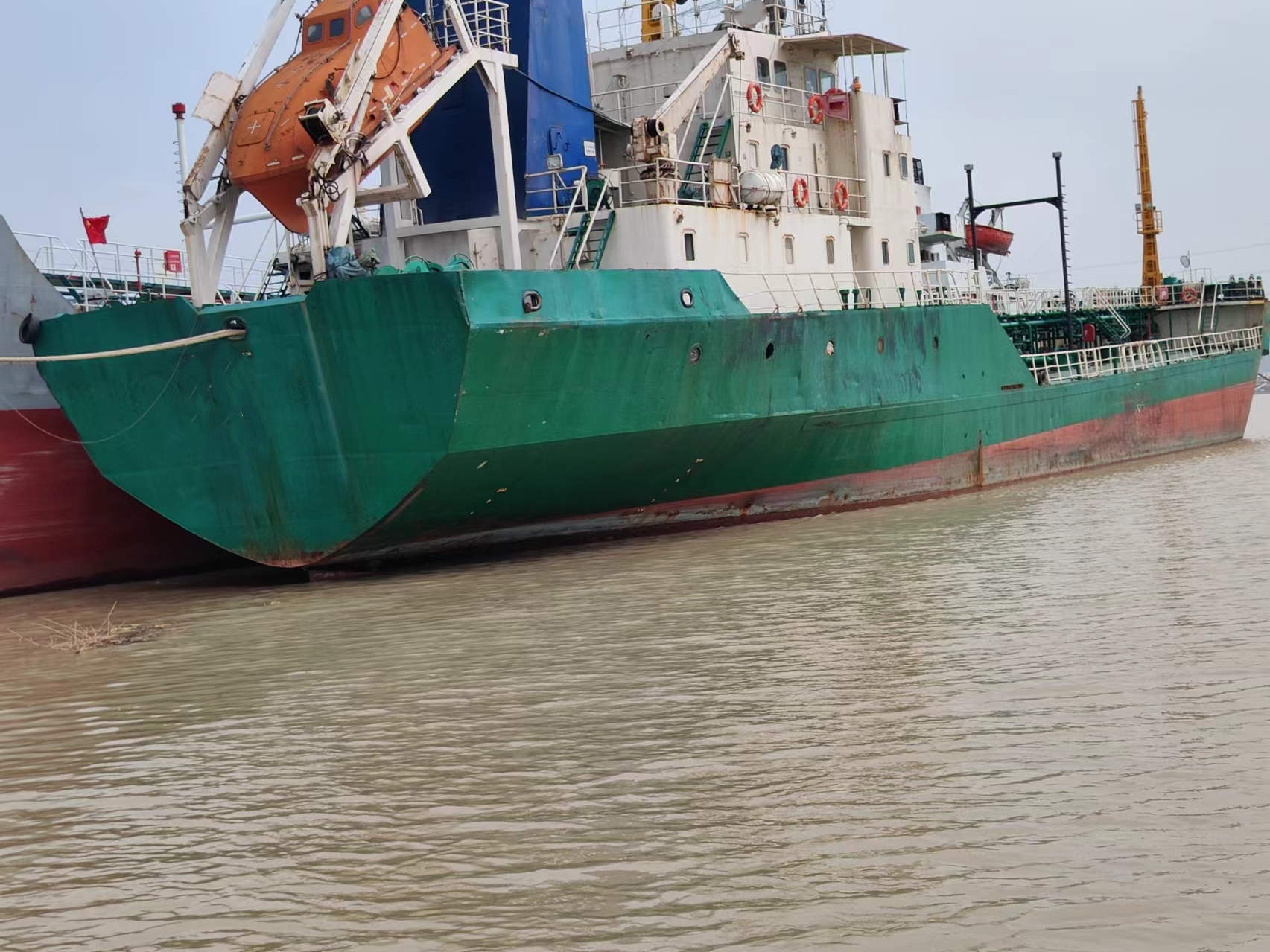 1425 T Product Oil Tanker For Sale