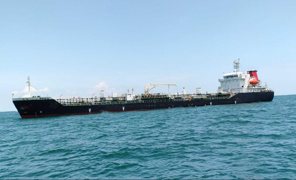 13700 T Chemical Tanker For Sale