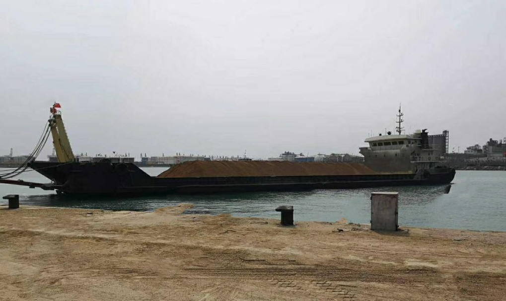 2820 T Deck Barge /LCT For Sale