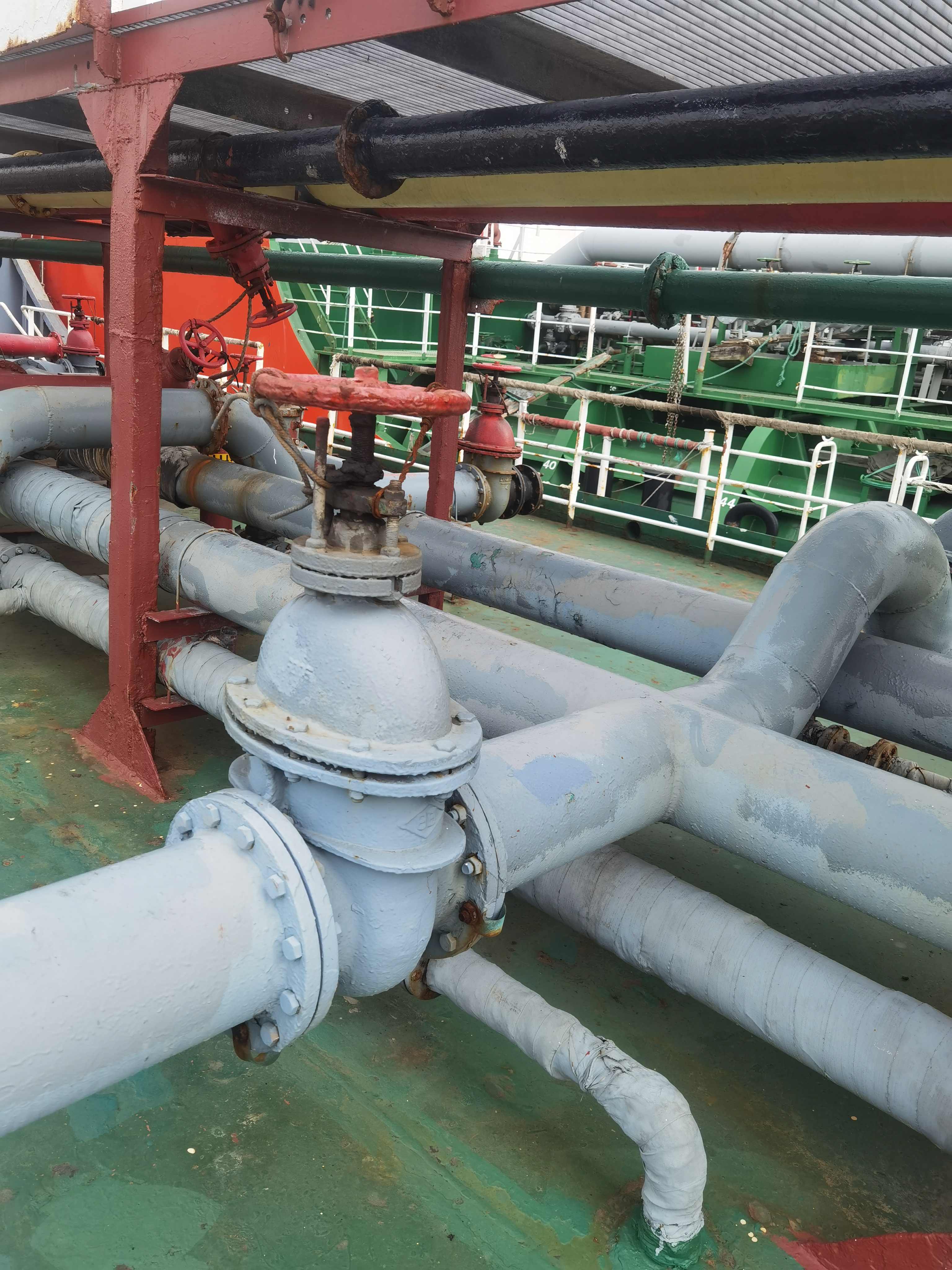 2440 T Product Oil Tanker For Sale