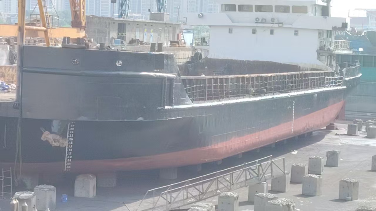 1452 T Deck Barge /LCT For Sale