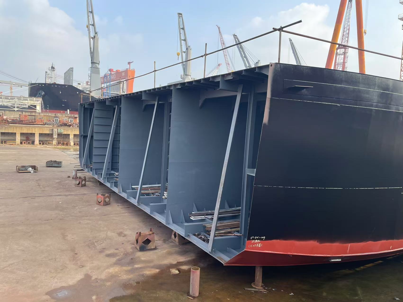 310FT Non-self-propelled deck barge For Sale