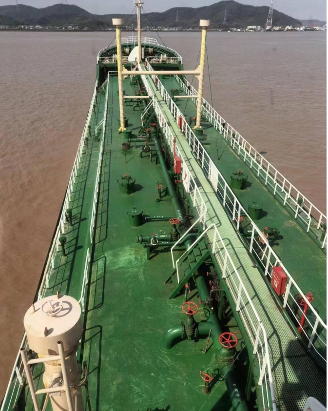 3160 T Product Oil Tanker For Sale