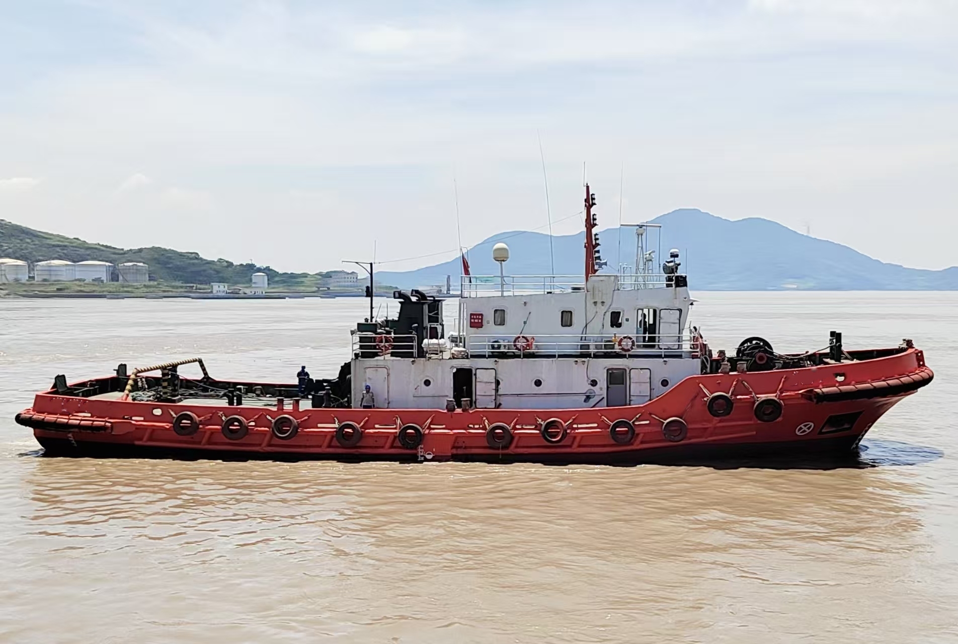 2200 PS Coastal Tug For Sale