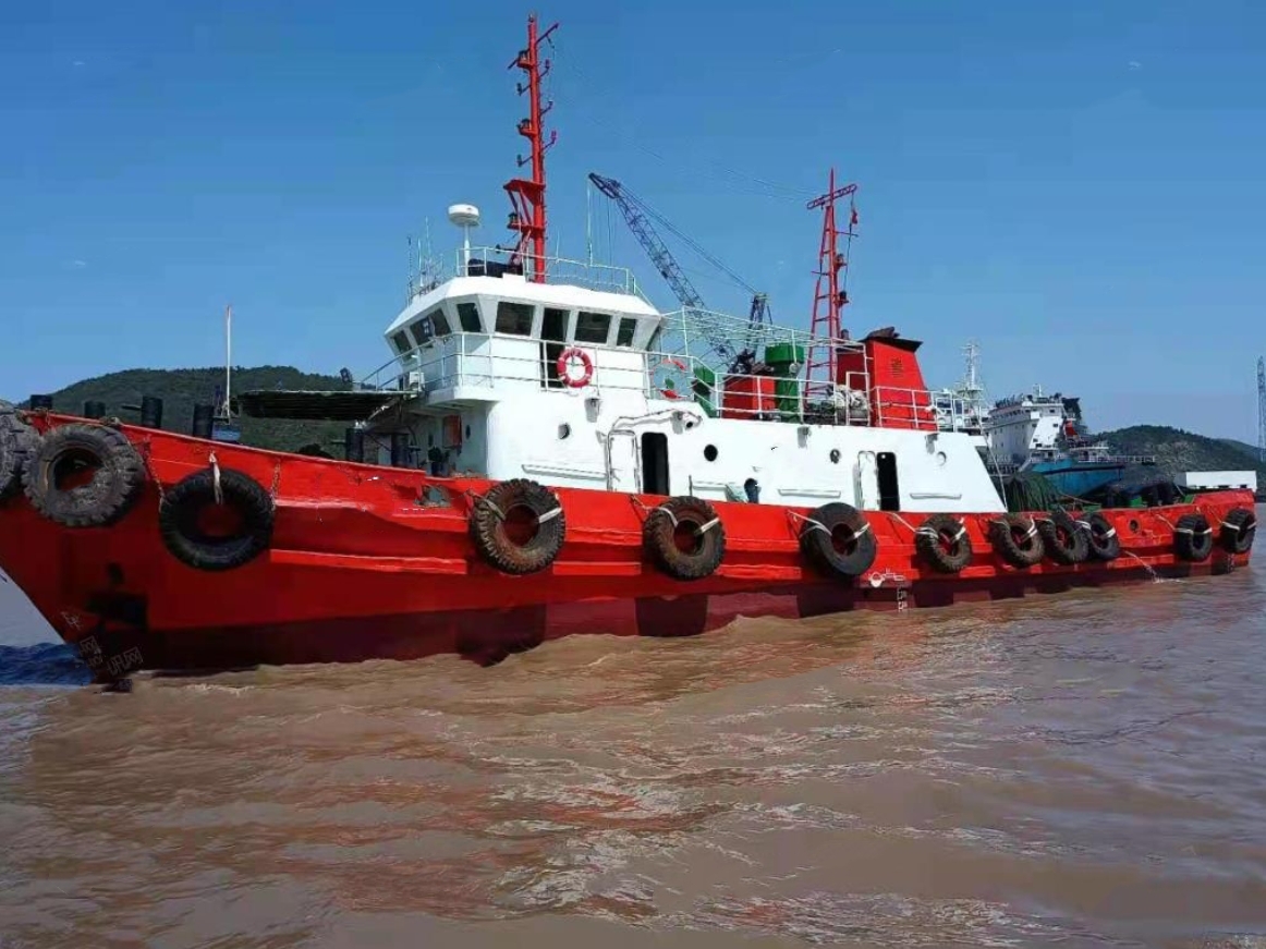 2640 PS Coastal Tug For Sale