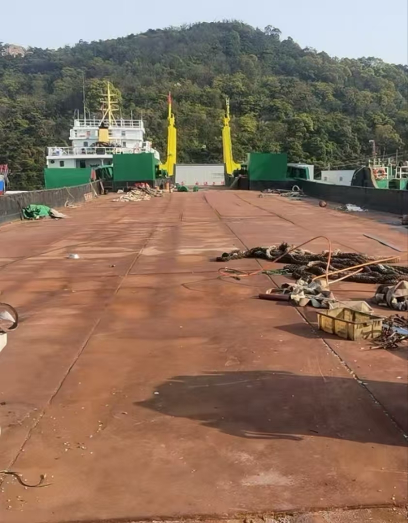 1684 T Deck Barge /LCT For Sale