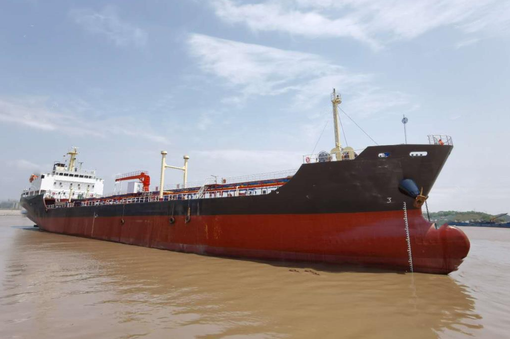 6360 T Product Oil Tanker For Sale