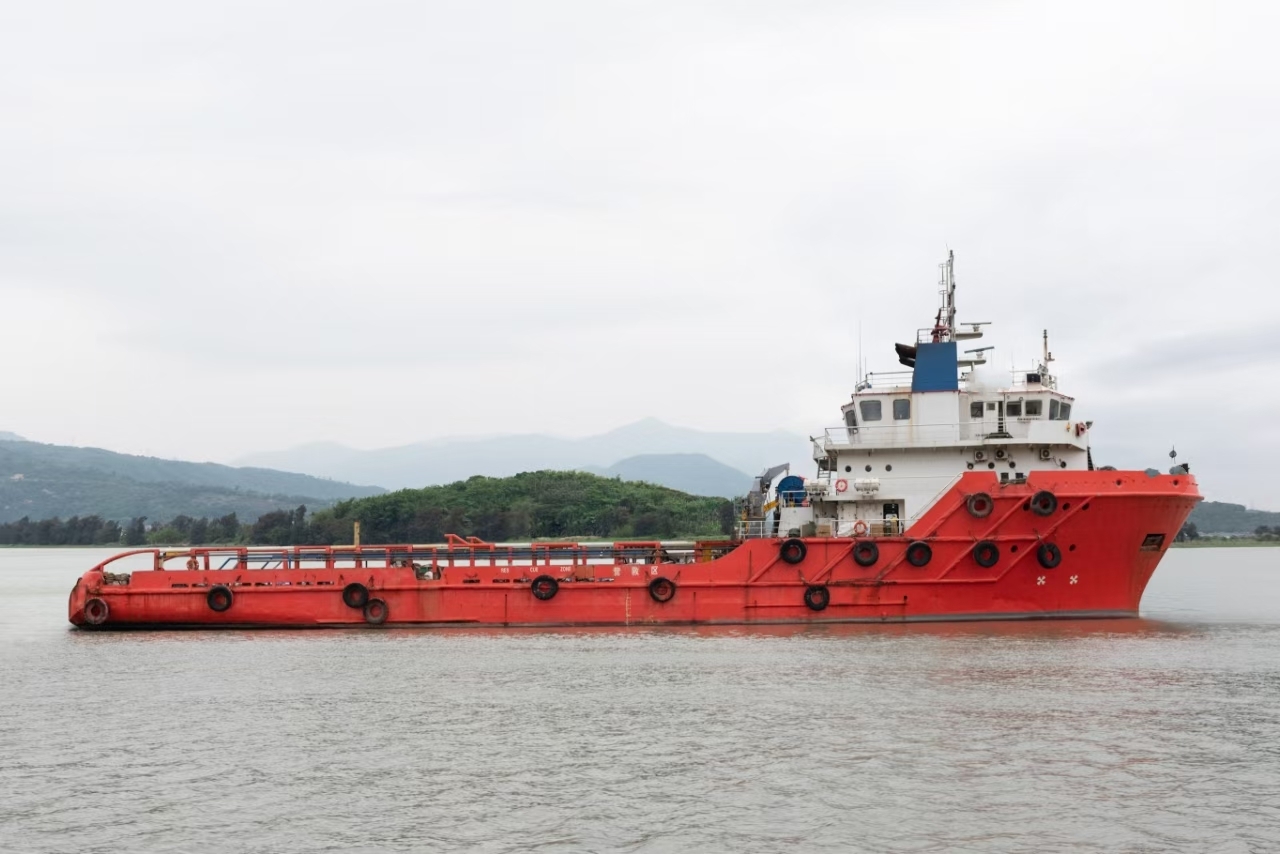 10554 PS AHTS For Sale