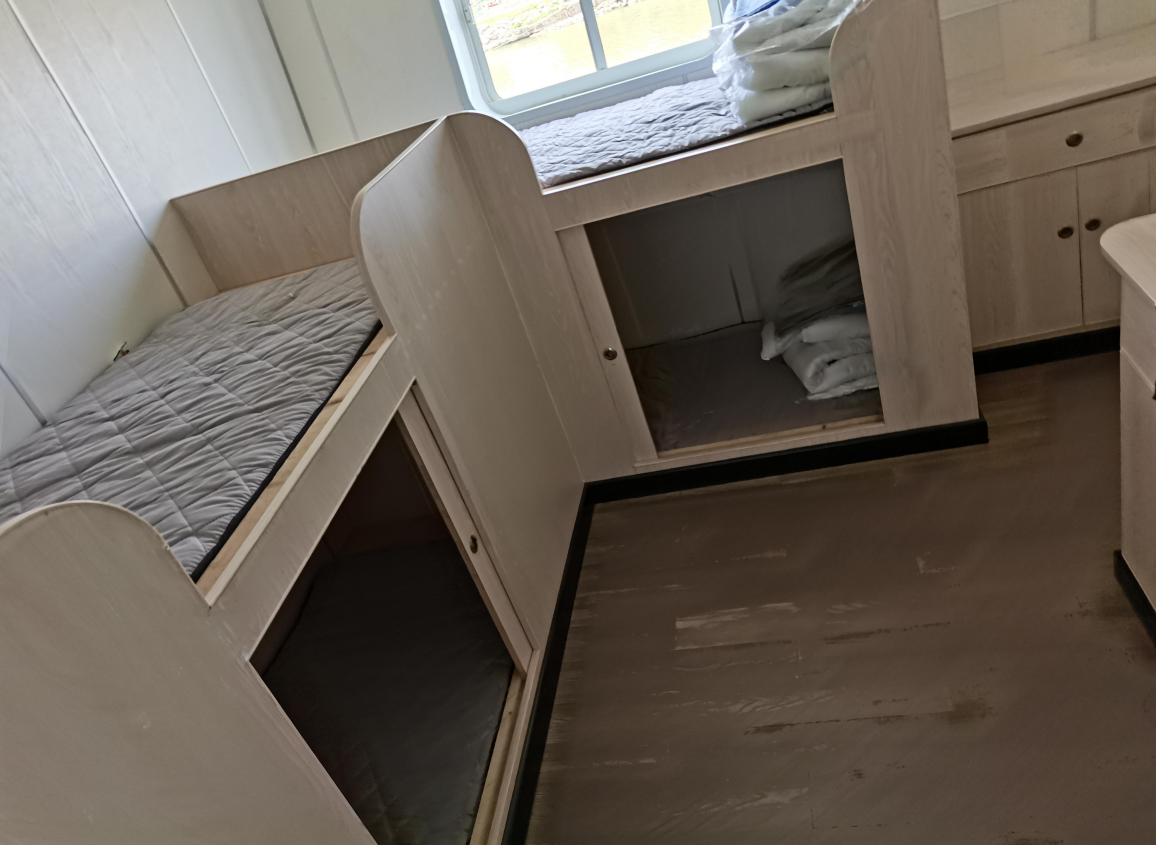 10 P Wind power operation and maintenance Ship For Sale