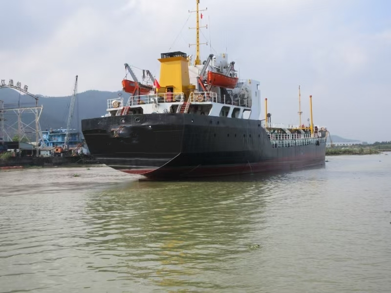 2200 T Product Oil Tanker For Sale