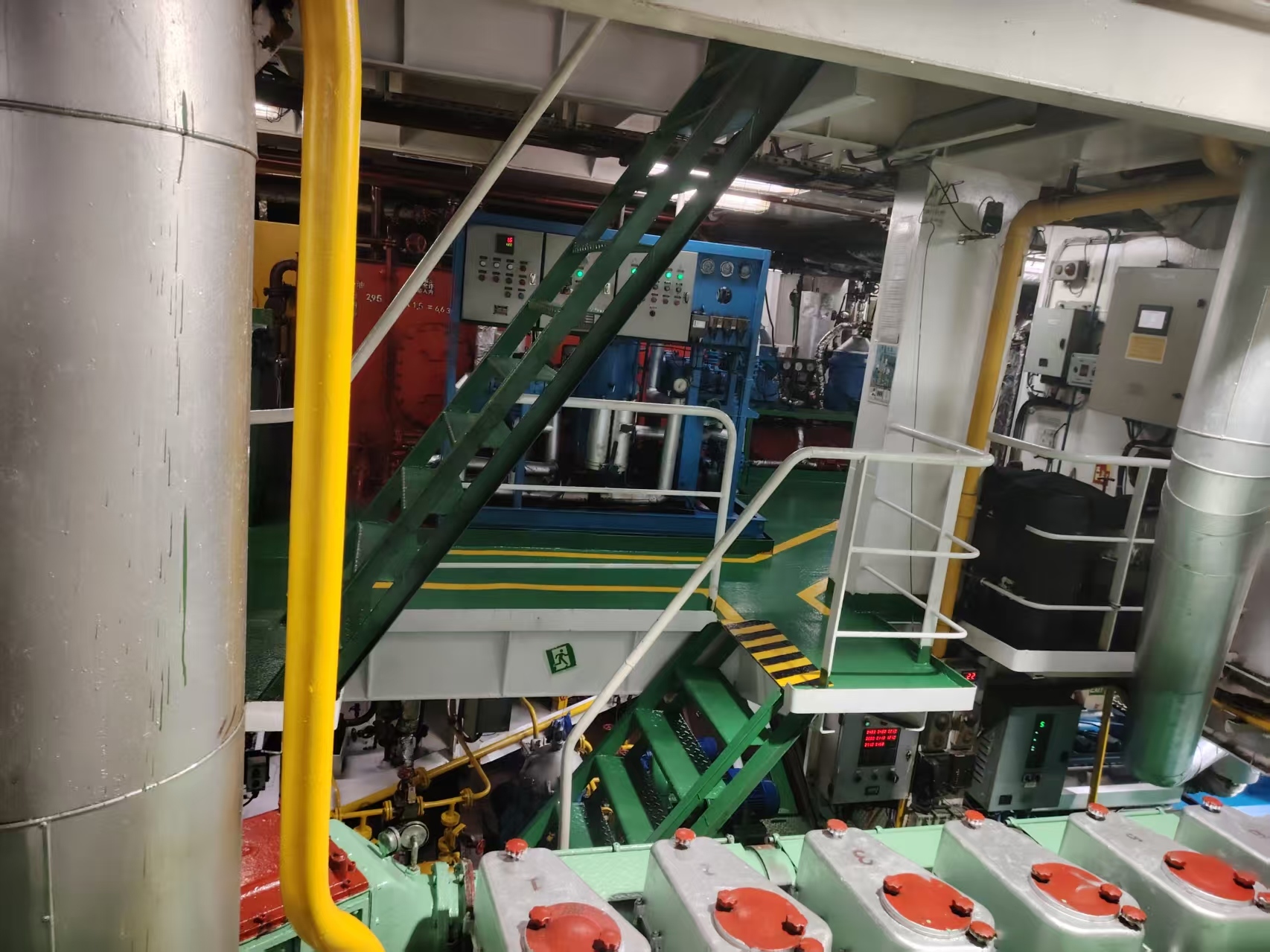 4500 T Product Oil Tanker For Sale