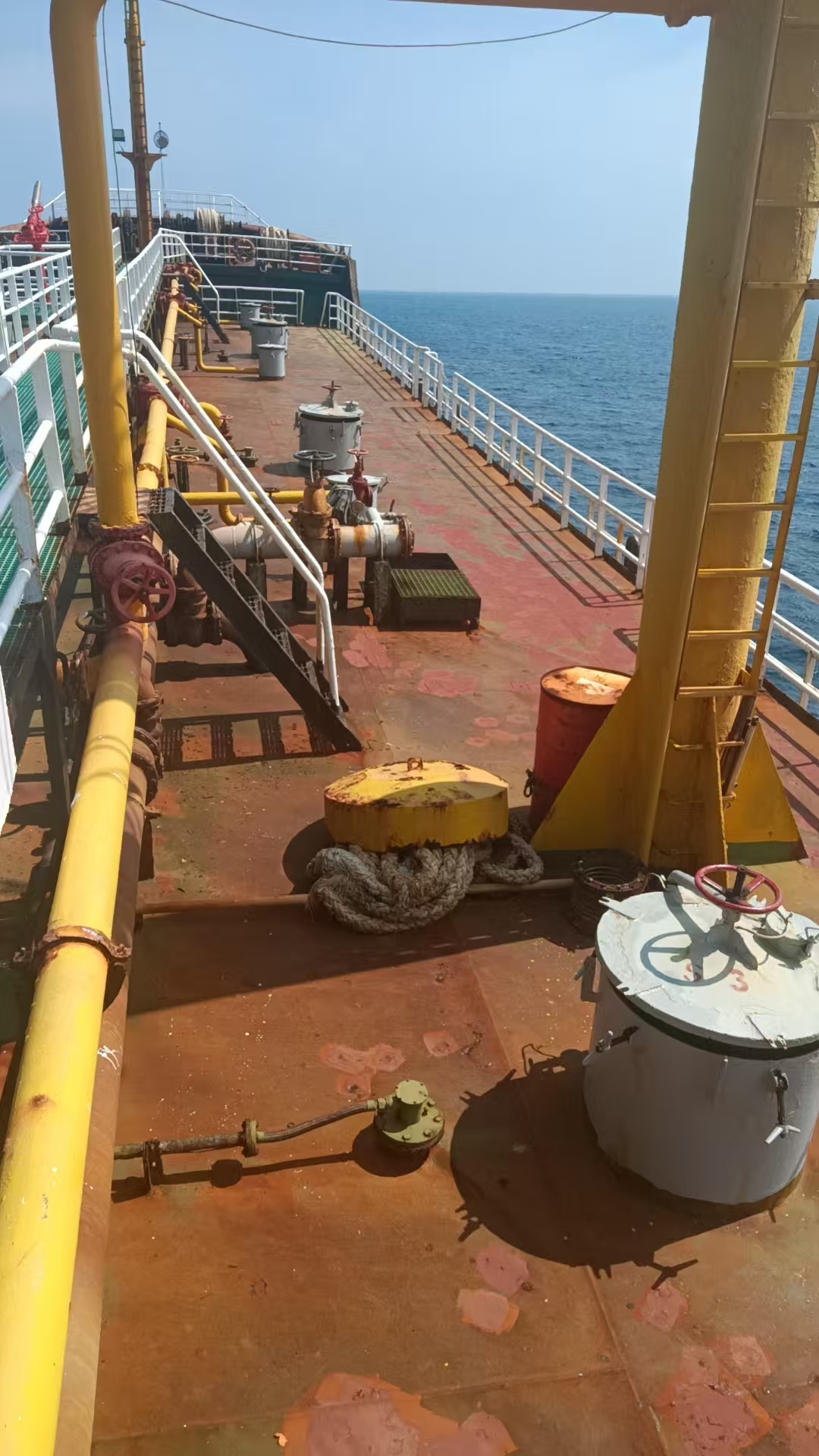 4600 T Product Oil Tanker For Sale