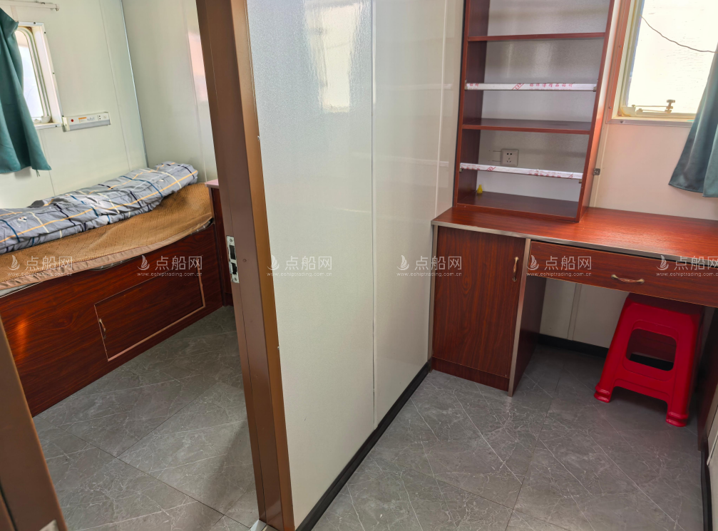 4923 T Deck Barge /LCT For Sale